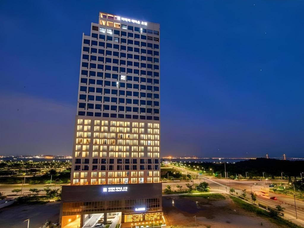 Riviera Incheon Airport Hotel Extérieur photo