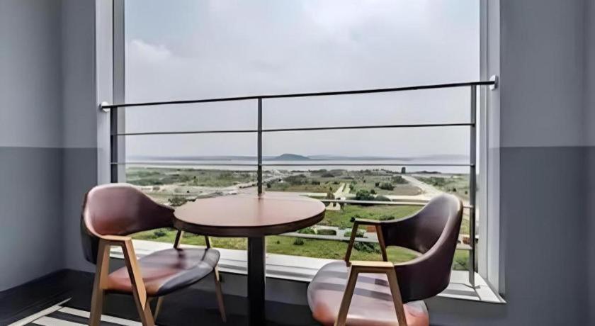 Riviera Incheon Airport Hotel Extérieur photo